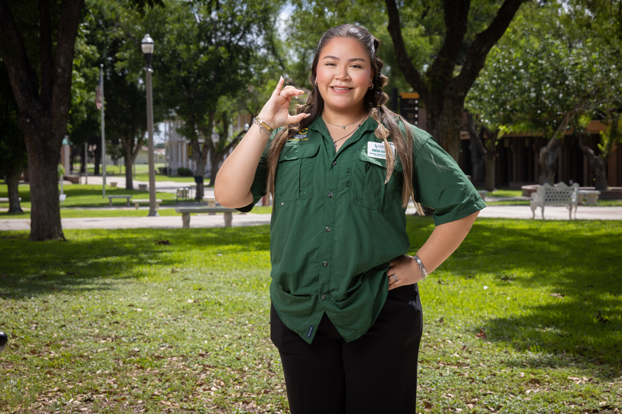 OL1, Picture shows a student Orientation Leader